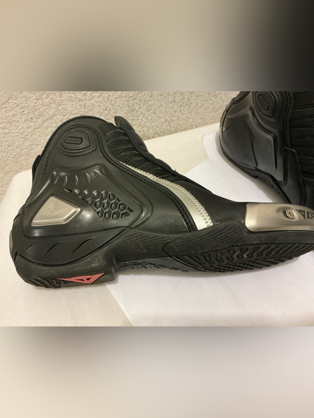 Dainese Men's Black Athletic Sneakers with Silver Accent size 8.5/41